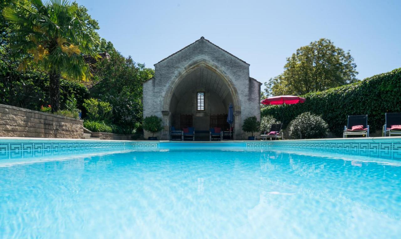 Chateau De Mathod Chambres D'Hotes Exterior foto
